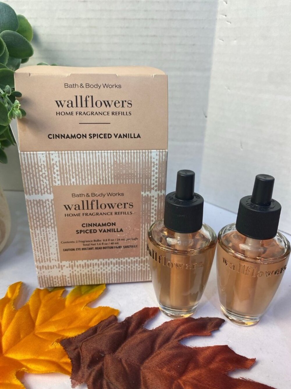 “Cinnamon Spiced Vanilla” Bath & Body Works 2 New Wallflower Refills